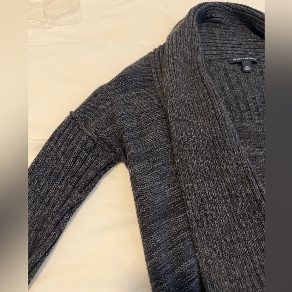 Banana Republic Women Grey Sweater cardigan - Picture 4 of 7